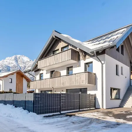 Deluxe 2 Holiday home *